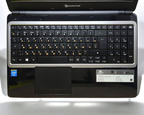 Ноутбук Packard Bell Z5WT3 / 15.6" (1366x768) TN / Intel Celeron N2920 (4 ядра по 1.86 - 2.0 GHz) / 4 GB DDR3 / 250 GB HDD / Intel HD Graphics / WebCam / АКБ не тримає