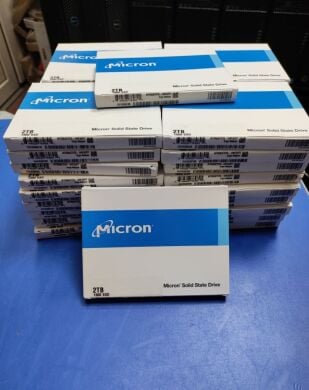 Новый твердотельный накопитель SSD Micron 1300 MTFDDAK2T0TDL-1AW1ZABYY / 2.5" / 2 TB 3D TLC / SATA III