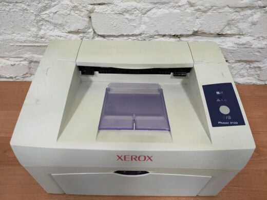 Принтер Xerox Phaser 3122 / Лазерная монохромная печать / 1200x600 dpi / A4 / 20 стр/мин / USB 1.1, LPT