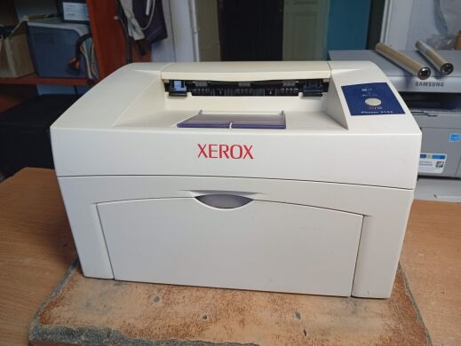 Принтер Xerox Phaser 3122 / Лазерная монохромная печать / 1200x600 dpi / A4 / 20 стр/мин / USB 1.1, LPT