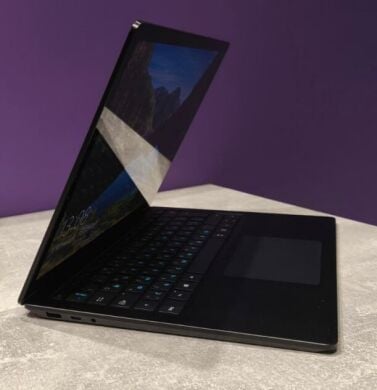 Ультрабук Microsoft Surface Laptop 3 1868 / 13.5" (2256x1504) IPS Touch / Intel Core i7-1065G7 (4 (8) ядра по 1.3 - 3.9 GHz) / 16 GB DDR4 / 240 GB SSD / Intel Iris Plus Graphics / WebCam