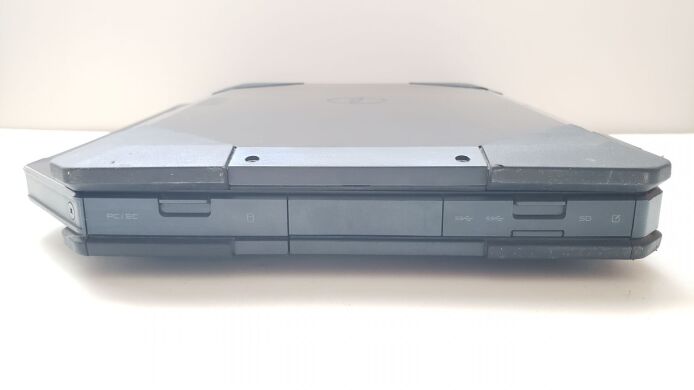 Защищенный ноутбук Б-класс Dell Latitude 5414 Rugged / 14" (1920x1080) IPS / Intel Core i5-6300U (2 (4) ядра по 2.4 - 3.0 GHz) / 16 GB DDR4 / 512 GB SSD / Intel HD Graphics 520 / WebCam 