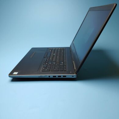 Мобільна робоча станція Dell Precision 7710 / 17.3" (1920x1080) IPS / Intel Core i7-6820HQ (4 (8) ядра по 2.7 - 3.6 GHz) / 16 GB DDR4 / 256 GB SSD / nVidia Quadro M3000M, 4 GB GDDR5, 256-bit / WebCam / Win10 Pro