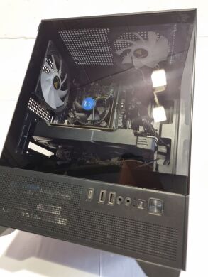 Игровой ПК Gamdias Aura GC9M Elite Tower / Intel Core i5-6500 (4 ядра по 3.2 - 3.6 GHz) / 16 GB DDR4 / 480 GB SSD / AMD Radeon RX 470, 4 GB GDDR5, 256-bit / 550W Игровой ПК Gamdias Aura GC9M Elite Tower / Intel Core i5-6500 (4 ядра по 3.2 - 3.6 GHz) / 16 GB DDR4 / 480 GB SSD / AMD Radeon RX 470, 4 GB GDDR5, 256-bit / 550W