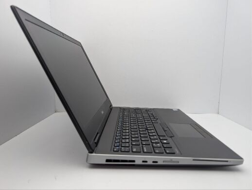 Мобільна робоча станція Dell Precision 7540 / 15.6" (1920x1080) IPS / Intel Core i7-9850H (6 (12) ядер по 2.6 - 4.6 GHz) / 16 GB DDR4 / 256 GB SSD M.2 / nVidia Quadro T1000, 4 GB GDDR6, 128-bit / WebCam