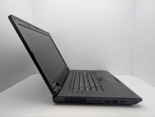 Ноутбук Lenovo ThinkPad SL510 / 15.6" (1366x768) TN / Intel Core 2 Duo T6570 (2 ядра по 2.1 GHz) / 6 GB DDR3 / 250 GB HDD / Intel GMA 4500MHD Graphics / WebCam / DVD-ROM