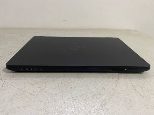 Нетбук Fujitsu LifeBook U729 / 12.5" (1920x1080) IPS / Intel Core i5-8265U (4 (8) ядра по 1.6 - 3.9 GHz) / 8 GB DDR4 / 128 GB SSD / Intel UHD Graphics / WebCam