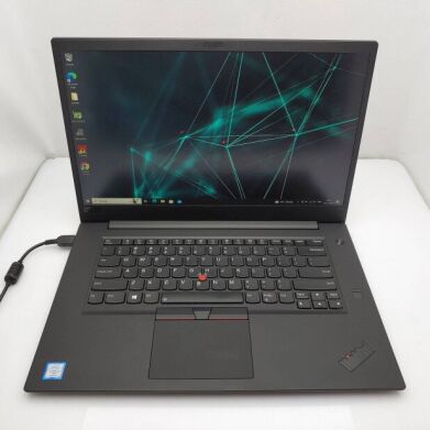 Мобільна робоча станція Lenovo ThinkPad P1 / 15.6" (1920x1080) IPS / Intel Core i7-8850H (6 (12) яер по 2.6 - 4.3 GHz) / 16 GB DDR4 / 512 GB SSD / nVidia Quadro P2000 Max-Q, 4 GB DDR3, 128-bit / WebCam / win 10 Pro