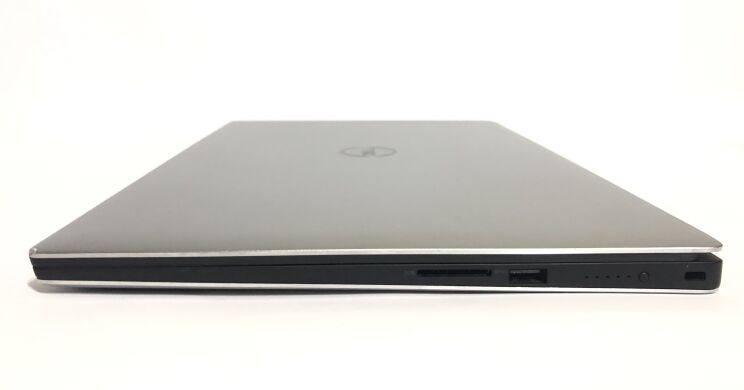 Мобильная рабочая станция Б-класс Dell Precision 5510 / 15.6" (3840x2160) IPS Touch / Intel Core i7-6820HQ (4 (8) ядра по 2.7 - 3.6 GHz) / 16 GB DDR4 / 256 GB SSD / nVidia Quadro M1000M, 2 GB GDDR5, 128-bit / WebCam / Win 10 Pro