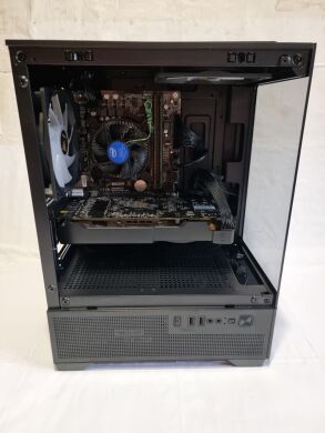 Игровой ПК Gamdias Aura GC9M Elite Tower / Intel Core i5-6500 (4 ядра по 3.2 - 3.6 GHz) / 16 GB DDR4 / 480 GB SSD / AMD Radeon RX 470, 4 GB GDDR5, 256-bit / 550W Игровой ПК Gamdias Aura GC9M Elite Tower / Intel Core i5-6500 (4 ядра по 3.2 - 3.6 GHz) / 16 GB DDR4 / 480 GB SSD / AMD Radeon RX 470, 4 GB GDDR5, 256-bit / 550W