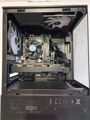 Игровой ПК Gamdias Aura GC9M Elite Tower / Intel Core i5-6500 (4 ядра по 3.2 - 3.6 GHz) / 16 GB DDR4 / 480 GB SSD / AMD Radeon RX 470, 4 GB GDDR5, 256-bit / 550W Игровой ПК Gamdias Aura GC9M Elite Tower / Intel Core i5-6500 (4 ядра по 3.2 - 3.6 GHz) / 16 GB DDR4 / 480 GB SSD / AMD Radeon RX 470, 4 GB GDDR5, 256-bit / 550W