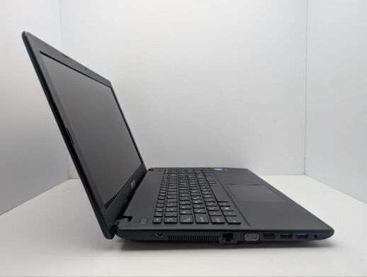 Ноутбук Asus F551C / 15.6" (1366x768) TN / Intel Celeron 1007U (2 ядра по 1.5 GHz) / 4 GB DDR3 / 120 GB SSD / Intel HD Graphics / WebCam / DVD-ROM
