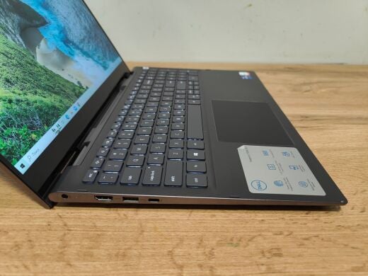 Ультрабук-трансформер Б-класс Dell Inspiron 7506 / 15.6" (3840x2160) IPS / Intel Core i7-1165G7 (4 (8) ядра по 2.8 - 4.7 GHz) / 16 GB DDR4 / 1000 GB SSD / Intel Iris Xe Graphics / WebCam / Windows 10 Home