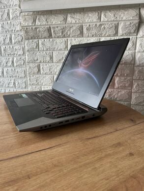 Ігровий ноутбук Asus ROG Strix G752VS / 17.3" (1920x1080) IPS / Intel Core i7-6700HQ (4 (8) ядра по 2.6 - 3.5 GHz) / 16 GB DDR4 / 512 GB SSD / nVidia GeForce GTX 1070, 8 GB GDDR5, 256-bit / WebCam / DVD-ROM
