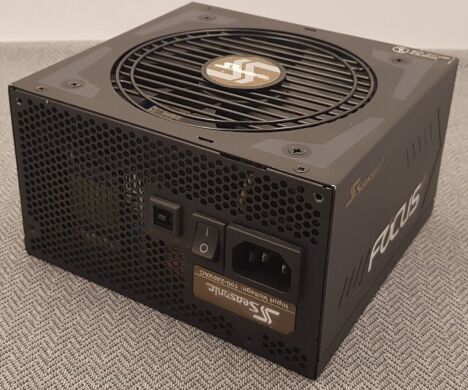 Блок живлення Seasonic Focus GX-850 850W (SSR-850FX) / 850W / 24+4(4)+6(8) pin