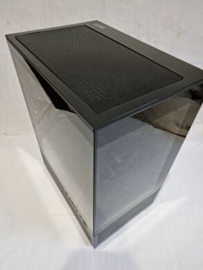 Игровой ПК Gamdias Aura GC9M Elite Tower / Intel Core i5-6500 (4 ядра по 3.2 - 3.6 GHz) / 16 GB DDR4 / 480 GB SSD / AMD Radeon RX 470, 4 GB GDDR5, 256-bit / 550W Игровой ПК Gamdias Aura GC9M Elite Tower / Intel Core i5-6500 (4 ядра по 3.2 - 3.6 GHz) / 16 GB DDR4 / 480 GB SSD / AMD Radeon RX 470, 4 GB GDDR5, 256-bit / 550W