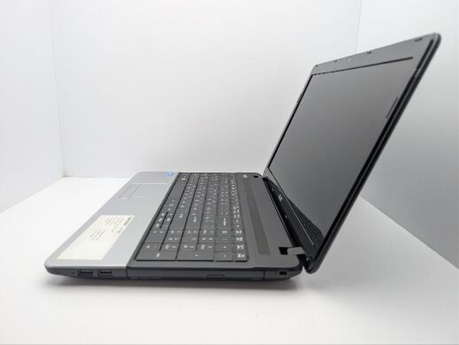 Ноутбук Acer Aspire E1-531 / 15.6" (1366x768) TN / Intel Celeron 1005M (2 ядра по 1.9 GHz) / 6 GB DDR3 / 500 GB HDD / Intel HD Graphics / WebCam / DVD-ROM