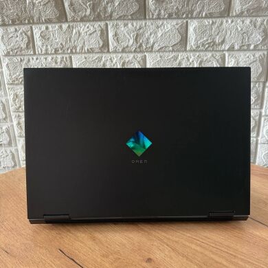 Игровой ноутбук HP Omen 15-ek1013dx / 15.6" (1920x1080) IPS / Intel Core i7-10750H (6 (12) ядер по 2.6 - 5.0 GHz) / 16 GB DDR4 / 1000 GB SSD / nVidia GeForce RTX 3070, 8 GB GDDR6, 256-bit / WebCam