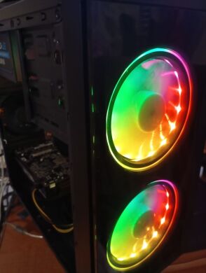 Ігровий ПК Б-клас 2E Gaming Fantom Tower / AMD Ryzen 3 3300X (4 (8) ядра по 3.8 - 4.3 GHz) / 16 GB DDR4 / 1000 GB SSD M.2 / AMD Radeon RX 570, 4 GB GDDR5, 256-bit / 500W Ігровий ПК Б-клас 2E Gaming Fantom Tower / AMD Ryzen 3 3300X (4 (8) ядра по 3.8 - 4.3 GHz) / 16 GB DDR4 / 1000 GB SSD M.2 / AMD Radeon RX 570, 4 GB GDDR5, 256-bit / 500W
