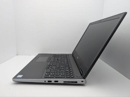 Мобільна робоча станція Dell Precision 7540 / 15.6" (1920x1080) IPS / Intel Core i7-9850H (6 (12) ядер по 2.6 - 4.6 GHz) / 16 GB DDR4 / 256 GB SSD M.2 / nVidia Quadro T1000, 4 GB GDDR6, 128-bit / WebCam