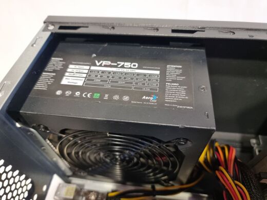 Игровой ПК STM Soho 111 Tower / Intel Core i5-7400 (4 ядра по 3.0 - 3.5 GHz) / 16 GB DDR4 / 240 GB SSD + 500 GB HDD / AMD Radeon RX 570, 8 GB GDDR5, 256-bit / 750W / DVD-RW