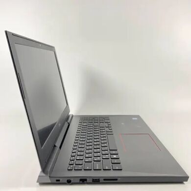 Ігровий ноутбук Б-клас Dell Inspiron 7577 / 15.6" (1920x1080) IPS / Intel Core i7-7700HQ (4 (8) ядра по 2.8 - 3.8 GHz) / 16 GB DDR4 / 128 GB SSD + 1000 GB HDD / nVidia GeForce GTX 1060 Max-Q, 6 GB GDDR5, 192-bit / WebCam / HDMI