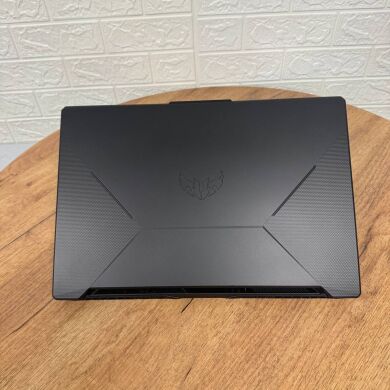 Ігровий ноутбук Asus Tuf Gaming FA706IH / 17.3" (1920x1080) IPS / AMD Ryzen 5 4600H (6 (12) ядер по 3.0 - 4.0 GHz) / 8 GB DDR4 / 512 GB SSD NVMe / nVidia GeForce GTX 1650, 4 GB GDDR5, 128-bit / WebCam