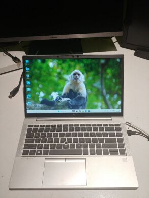 Ультрабук Б-класс HP EliteBook 840 G8 / 14" (1366x768) TN / Intel Core i5-1145G7 (4 (8) ядра по 2.6 - 4.4 GHz) / 8 GB DDR4 / 120 GB SSD / Intel Iris Xe Graphics / WebCam / TouchID / Windows 11
