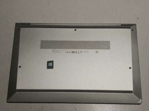 Ультрабук Б-класс HP EliteBook 840 G8 / 14" (1366x768) TN / Intel Core i5-1145G7 (4 (8) ядра по 2.6 - 4.4 GHz) / 8 GB DDR4 / 120 GB SSD / Intel Iris Xe Graphics / WebCam / TouchID / Windows 11