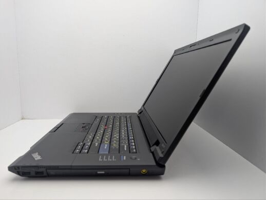 Ноутбук Lenovo ThinkPad SL510 / 15.6" (1366x768) TN / Intel Core 2 Duo T6570 (2 ядра по 2.1 GHz) / 6 GB DDR3 / 250 GB HDD / Intel GMA 4500MHD Graphics / WebCam / DVD-ROM