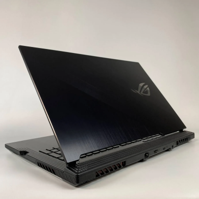 Ігровий ноутбук Asus ROG Strix G731GW / 17.3" (1920x1800) IPS / Intel Core i7-9750H (6 (12) ядер по 2.6 - 4.5 GHz) / 16 GB DDR4 / 512 GB SSD / nVidia GeForce RTX 2070, 8 GB GDDR6, 256-bit / HDMI