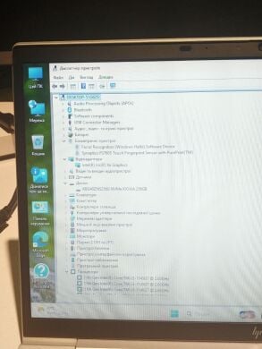 Ультрабук Б-класс HP EliteBook 840 G8 / 14" (1366x768) TN / Intel Core i5-1145G7 (4 (8) ядра по 2.6 - 4.4 GHz) / 8 GB DDR4 / 120 GB SSD / Intel Iris Xe Graphics / WebCam / TouchID / Windows 11
