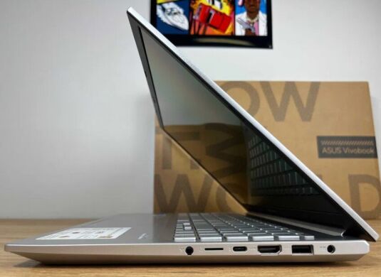 Новый игровой ультрабук Asus VivoBook Pro 15 K3500P / 15" (1920x1080) IPS / Intel Core i5-11300H (4 (8) ядра по 2.6 - 4.4 GHz) / 16 GB DDR4 / 512 GB SSD / nVidia GeForce GTX 1650 Max-Q, 4 GB GDDR6, 128-bit / WebCam / Win 11