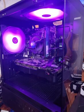 Игровой ПК Gamdias Aura GC9M Elite Tower / Intel Core i5-6500 (4 ядра по 3.2 - 3.6 GHz) / 16 GB DDR4 / 480 GB SSD / AMD Radeon RX 470, 4 GB GDDR5, 256-bit / 550W Игровой ПК Gamdias Aura GC9M Elite Tower / Intel Core i5-6500 (4 ядра по 3.2 - 3.6 GHz) / 16 GB DDR4 / 480 GB SSD / AMD Radeon RX 470, 4 GB GDDR5, 256-bit / 550W