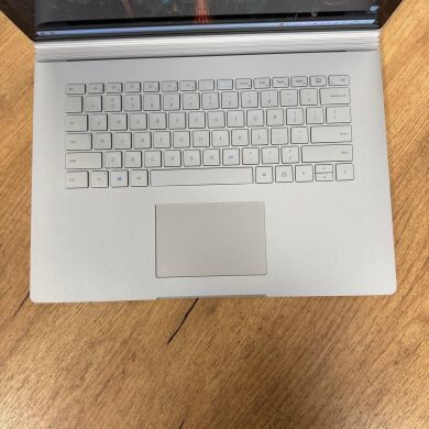 Ігровий ультрабук-трансформер Б-клас Microsoft Surface Book 3 / 15.0" (3240x2160) IPS Touch / Intel Core i7-1065G7 (4 (8) ядра по 1.3 - 3.9 GHz) / 32 GB DDR4 / 1000 GB SSD NVMe / nVidia GeForce GTX 1660 Ti Max-Q, 6 GB GDDR6, 192-bit / WebCam