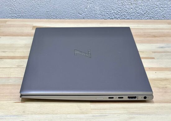 Мобільна рабоча станція HP ZBook Firefly 14 G8 / 14" (1920x1080) IPS / Intel Core i7-1165G7 (4 (8) ядра по 2.8 - 4.7 GHz) / 16 GB DDR4 / 512 GB SSD M.2 / nVidia Quadro T500, 4 GB GDDR6, 64-bit / WebCam / Win 11 Pro