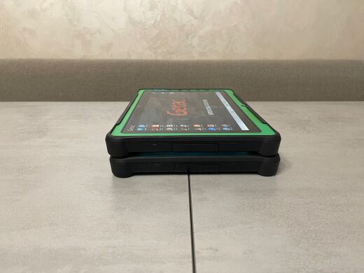 Захищений планшет Getac F110 G3 / 11.6" (1366x768) IPS / Intel Core i7-6600U (2 (4) ядра по 2.6 - 3.4 GHz) / 8 GB DDR4 / 256 GB SSD / Intel HD Graphics 520 / WebCam / Стилус / Два АКБ