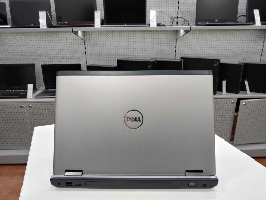 Ноутбук Dell Vostro 3550 Grey / 15.6" (1366x768) TN / Intel Core i3-2310M (2 (4) ядра по 2.1 GHz) / 8 GB DDR3 / 500 GB HDD / Intel HD Graphics 3000 / WebCam / DVD-ROM