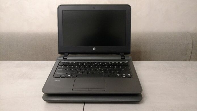 HP Probook 11 G1 / 11.6" (1366x768) TN / Intel Core i3-5005U (2 (4) ядра по 2.0 GHz) / 4 GB DDR3 / 500 GB HDD / WebCam / NO ODD