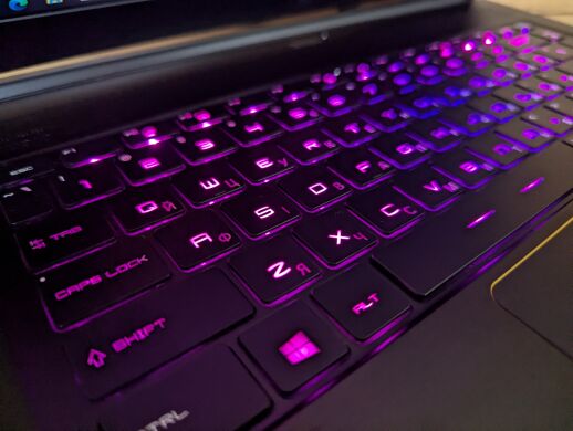 Ігровий ноутбук Б-клас MSI GS65 Stealth 9SE / 15.6" (1920x1080) IPS / Intel Core i7-9750H (6 (12) ядер по 2.6 - 4.5 GHz) / 16 GB DDR4 / 512 GB SSD / nVidia GeForce RTX 2060, 6 GB GDDR6, 192-bit / WebCam / Windows 10