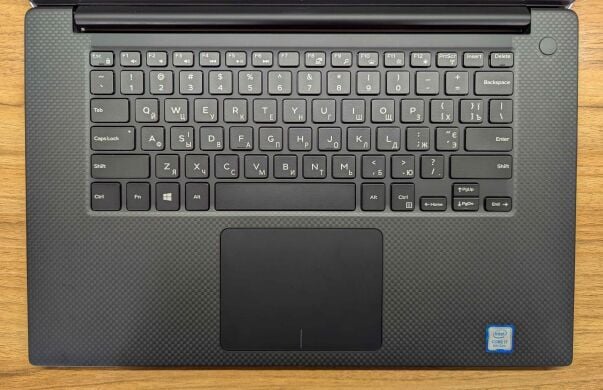 Игровой ноутбук Dell XPS 15 9570 / 15.6" (1920x1080) IPS / Intel Core i7-8750H (6 (12) ядер по 2.2 - 4.1 GHz) / 16 GB DDR4 / 512 GB SSD / nVidia GeForce GTX 1050 Ti, 4 GB GDDR5, 128-bit / HDMI / Windows 10