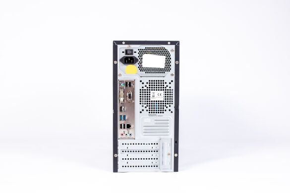 MiniTower / AMD FX-6100 (6 ядер по 3.3 - 3.9 GHz) / 8GB DDR3 / 250GB HDD / БП 420W / USB 3.0