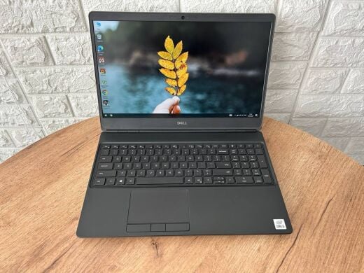 Мобільна робоча станція Dell Precision 7550 / 15.6" (1920x1080) IPS / Intel Core i5-10400H (4 (8) ядра по 2.6 - 4.6 GHz) / 16 GB DDR4 / 512 GB SSD M.2 / nVidia Quadro T1000, 4 GB GDDR6, 128-bit / WebCam