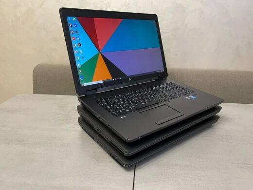 Мобільна робоча станція HP ZBook 17 G2 / 17.3" (1600x900) TN / Intel Core i7-4710MQ (4 (8) ядра по 2.5 - 3.5 GHz) / 16 GB DDR3 / 512 GB SSD / nVidia Quadro K3100M, 4 GB GDDR5, 256-bit / DVD-RW / DisplayPort