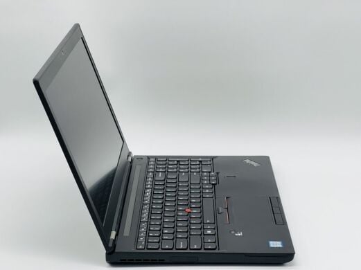 Мобільна робоча станція Lenovo ThinkPad P50 / 15.6" (3840x2160) IPS / Intel Core i7-6820HQ (4 (8) ядра по 2.7 - 3.6 GHz) / 16 GB DDR4 / 250 GB SSD / nVidia Quadro M2000M, 4 GB GDDR5, 128-bit / WebCam 