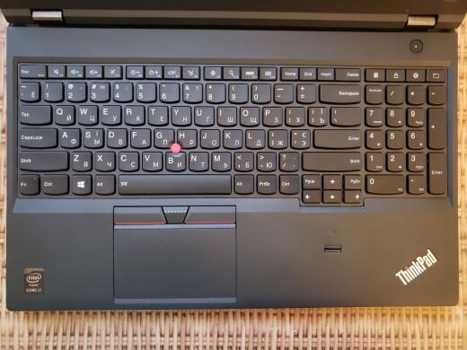 Мобільна робоча станція Lenovo Thinkpad W541 / 15.6" (1920x1080) TN / Intel Core i7-4710MQ (4 (8) ядра по 2.5 - 3.5 GHz) / 16 GB DDR3 / 256 GB SSD + 500 GB HDD / nVidia Quadro K1100M, 2 GB GDDR5, 128-bit / WebCam