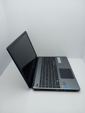 Ноутбук Acer Aspire E1-572G / 15.6" (1366x768) TN / Intel Core i5-4200U (2 (4) ядра по 1.6 - 2.6 GHz) / 8 GB DDR3 / 1000 GB HDD / AMD Radeon R5 M240, 1 GB GDDR3, 64-bit / WebCam