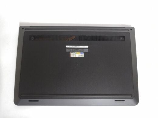 Ноутбук Б-класс Dell Latitude 3550 / 15.6" (1920x1080) IPS / Intel Core i7-5500U (2 (4) ядра по 2.4 - 3.0 GHz) / 8 GB DDR3 / 256 GB SSD / nVidia GeForce 830M, 2 GB GDDR3, 64-bit / WebCam / HDMI
