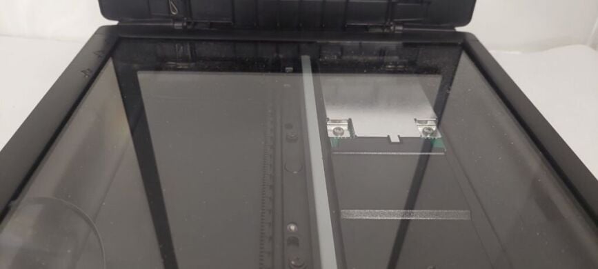 Сканер Canon CanoScan LIDE 220 / USB 2.0