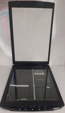 Сканер Canon CanoScan LIDE 220 / USB 2.0